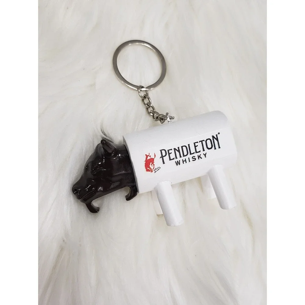 Pendleton Whisky COW Keychain Barware ADVERTISING PROMOTIONAL BULL STEER